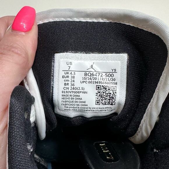 Nike | Jordan 1 Mid | Barely Rose | Women's 7 - Picture 11 of 14